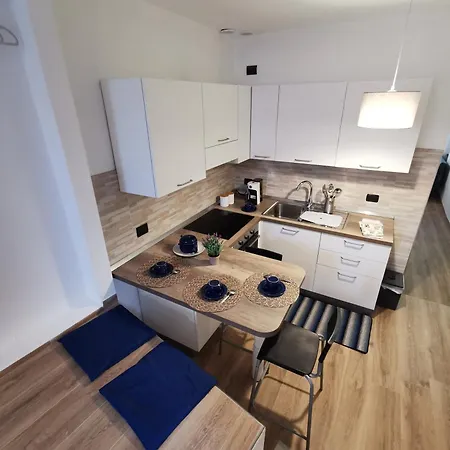 Ai Pesci Blue Flat Рапалло